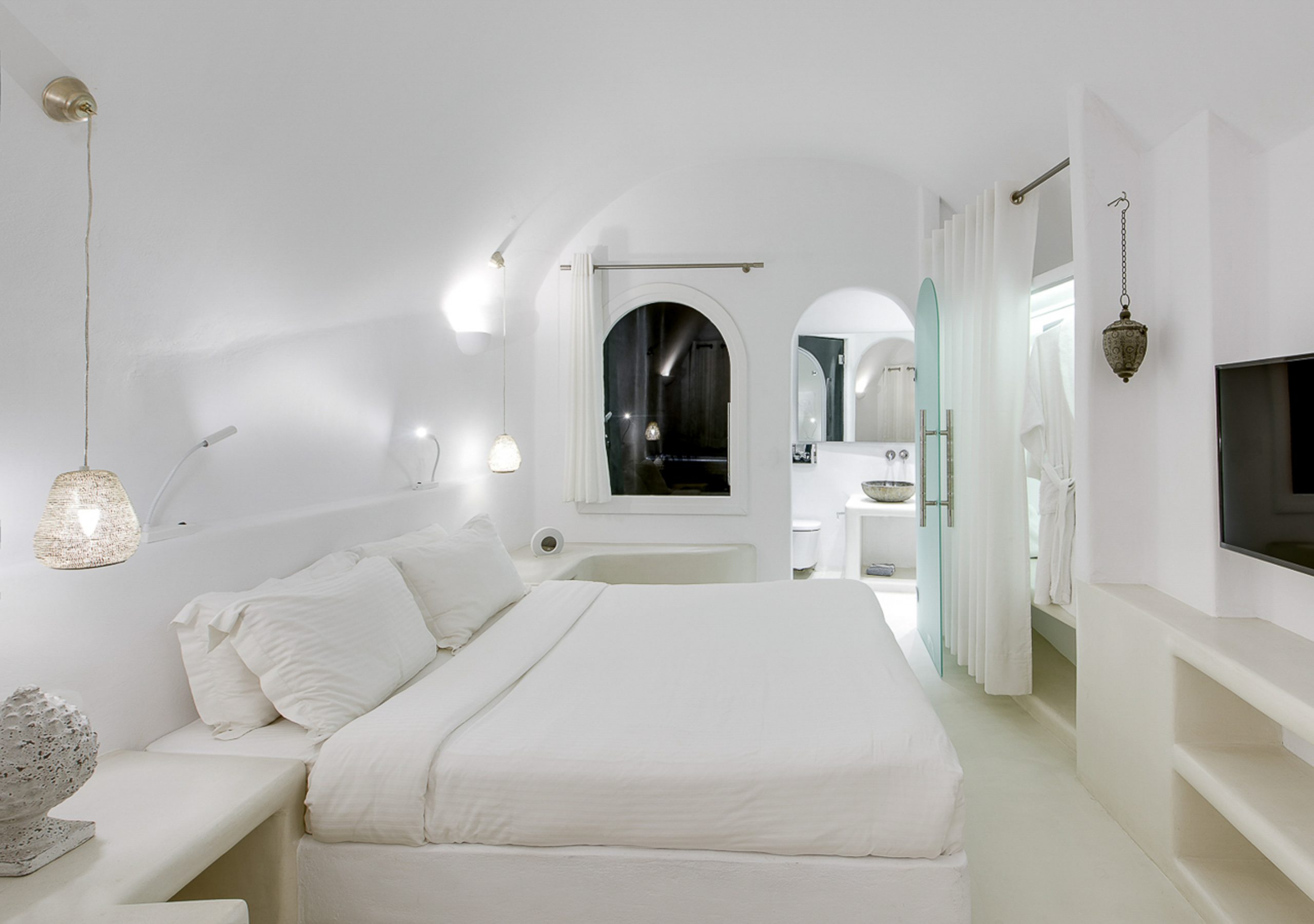 Deluxe room Dana Villas infinity Suites Santorini 12 scaled