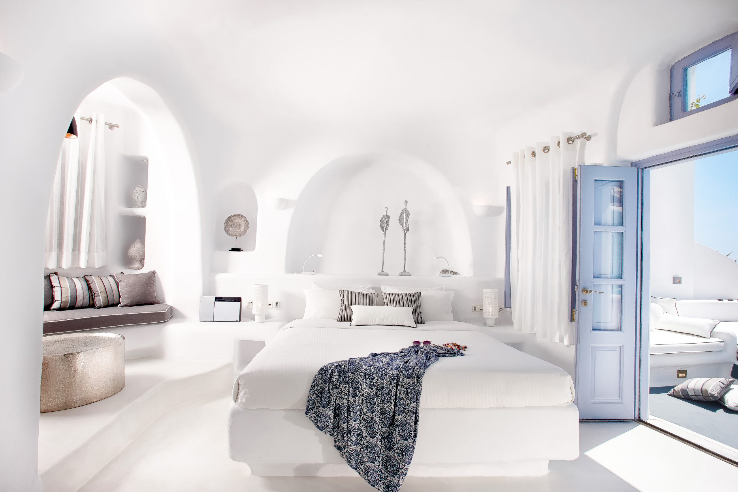 Honeymoon Villa infinity suites by Dana Villas 1 scaled