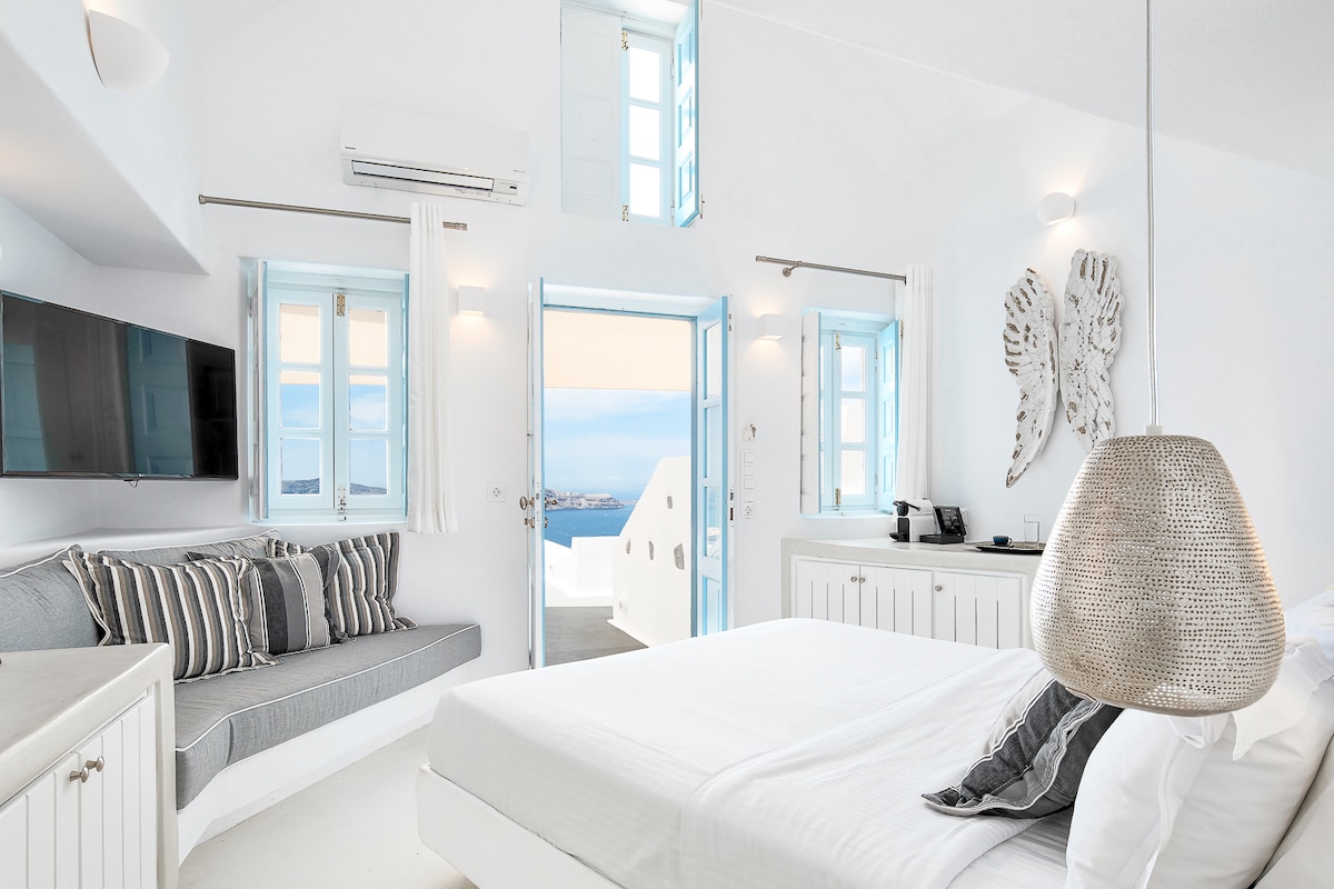 INFINITY SUITES
